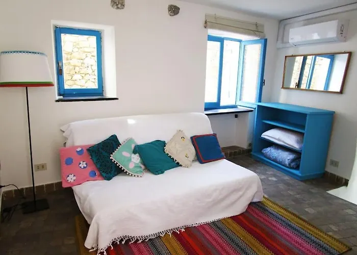 The Cinque Terre Nest, With Terrace And View * Montale (Liguria)