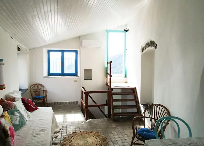 Feriehus The Cinque Terre Nest, With Terrace And View