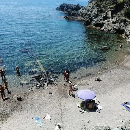 The Cinque Terre Nest, With Terrace And View Montale (Liguria)